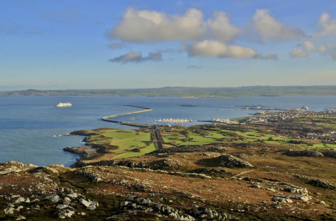 Ynys Lawd, Holyhead Marina Apartment Exterior photo